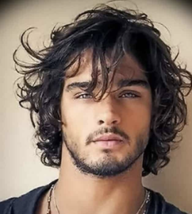 Medium-Long Hairstyles For Men: Messy Waves 