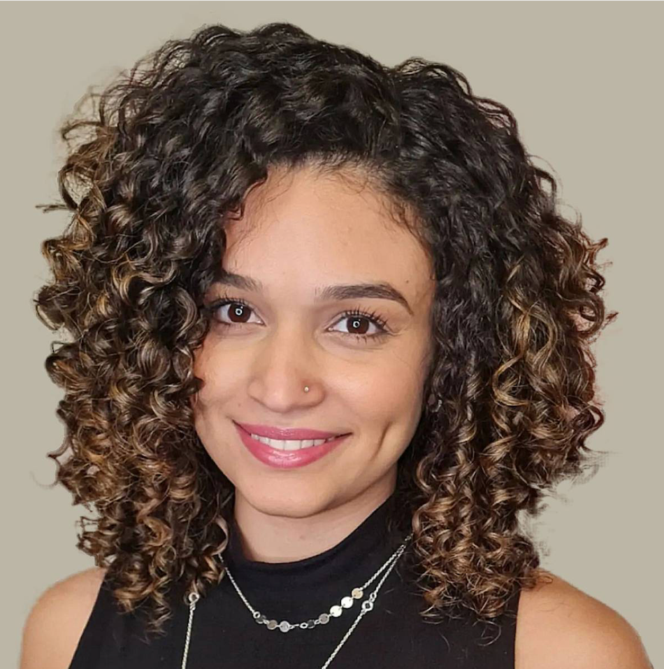 The Ultimate Guide to Styling Medium-Length Curly Hair